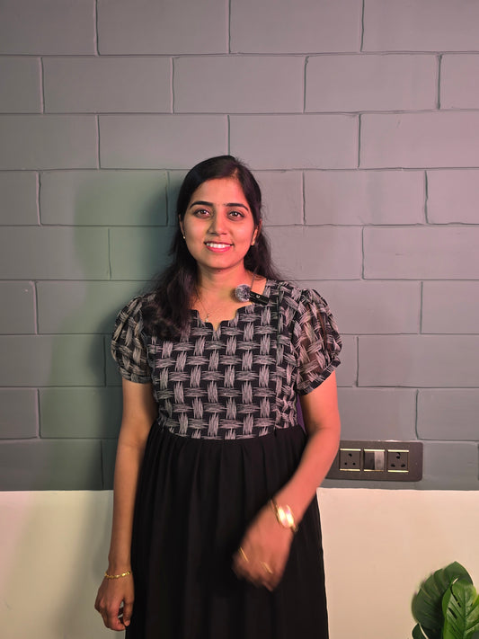 Black dual tone Feeding Maxi with Zip and Full Lining