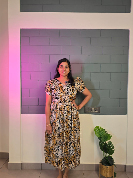 Animal Print Delta Crepe Feeding Kurti with Zip with Full Lining