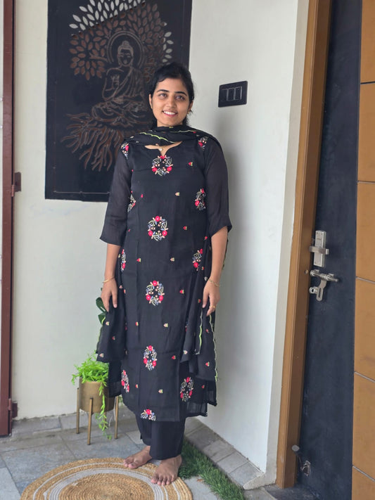 Black mul chanderi floral Embroidery Festive Salwar set