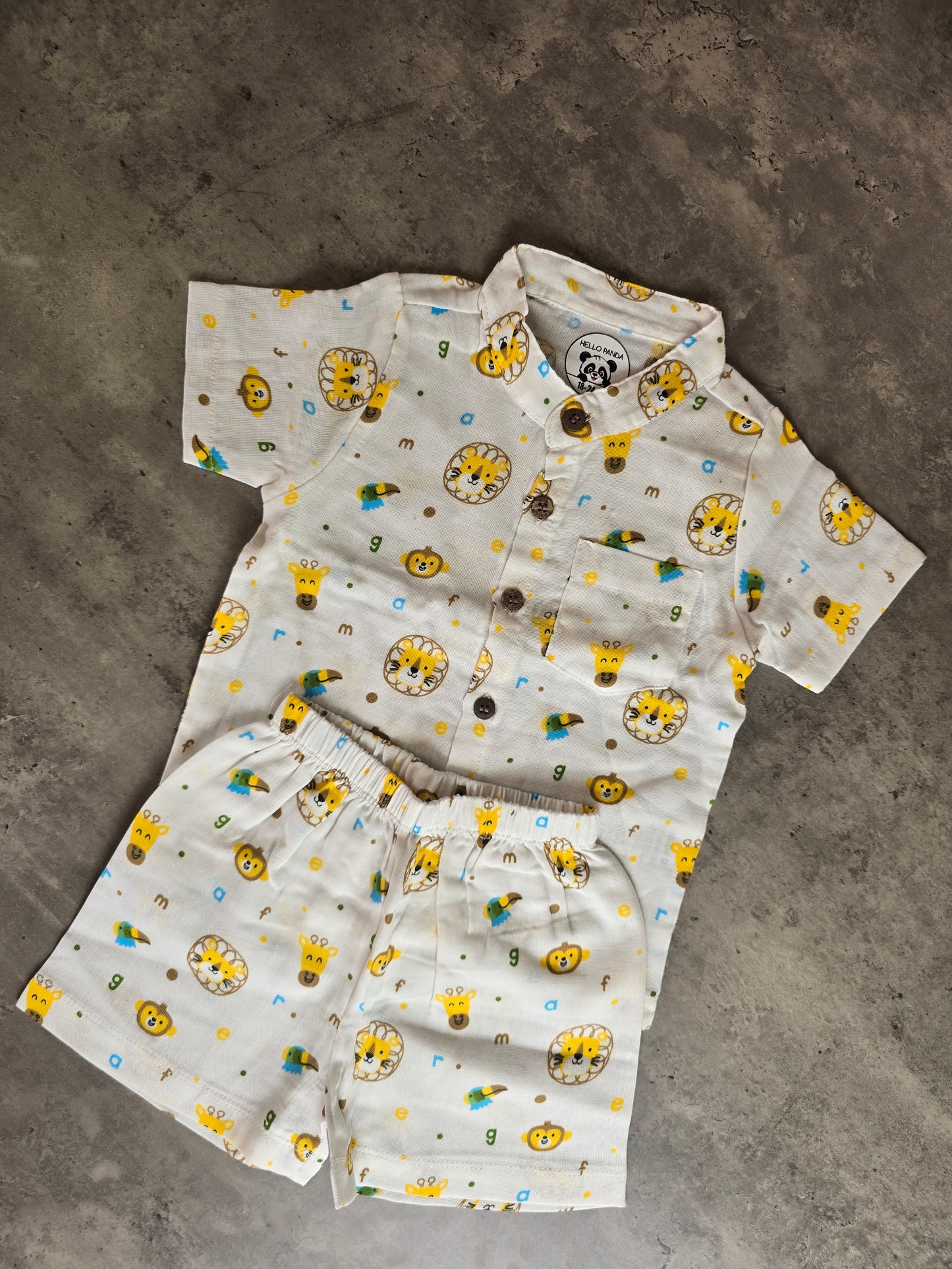 Lion white Unisex Muslin Coord set