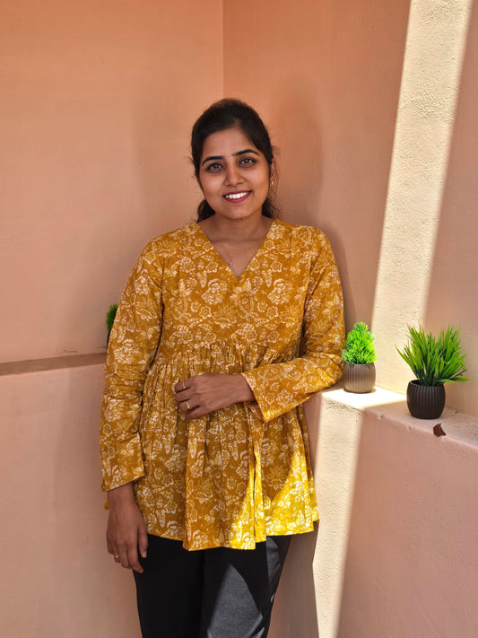 Manjal Veyil