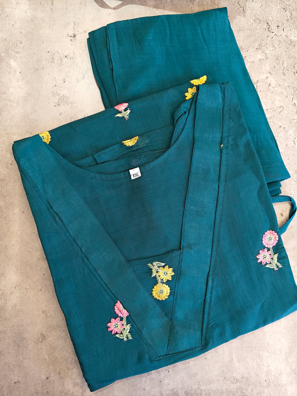 Dark green Mul Chanderi V neck kurti set