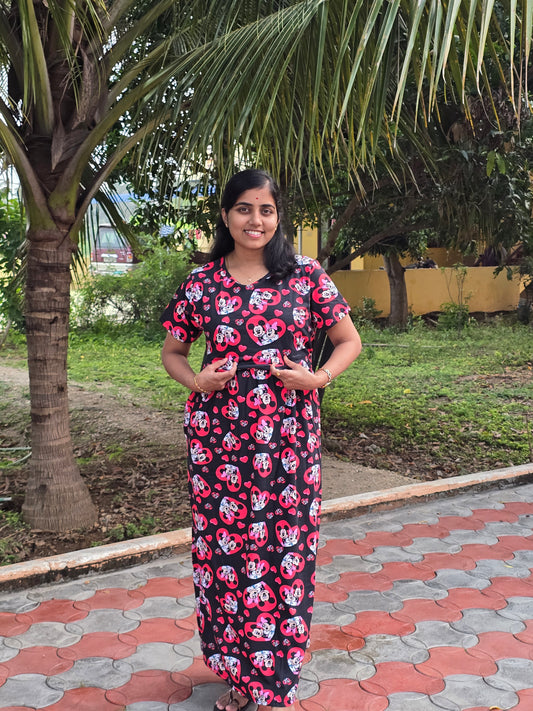 Black Red Hearts with Mickey - Feeding Lounge Wear