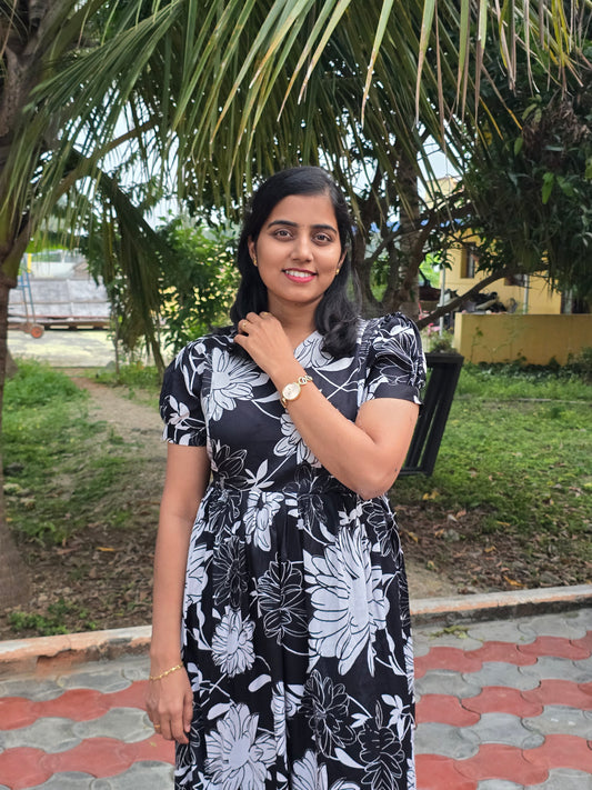 Black and White flower Feeding Maxi with Zip and Full Lining