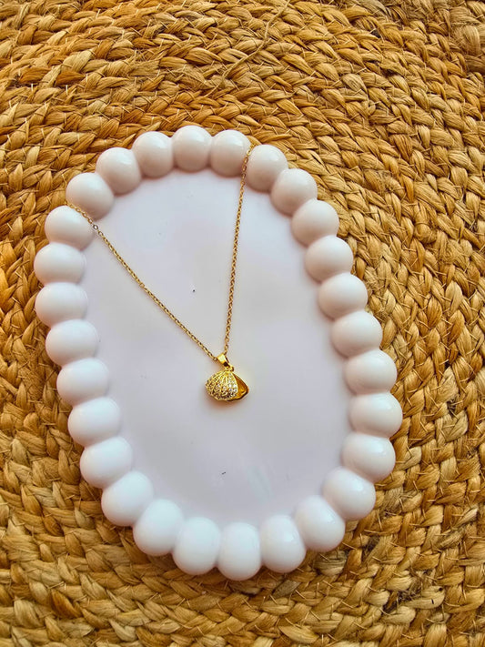 Pearl inside cap Pendant with Chain