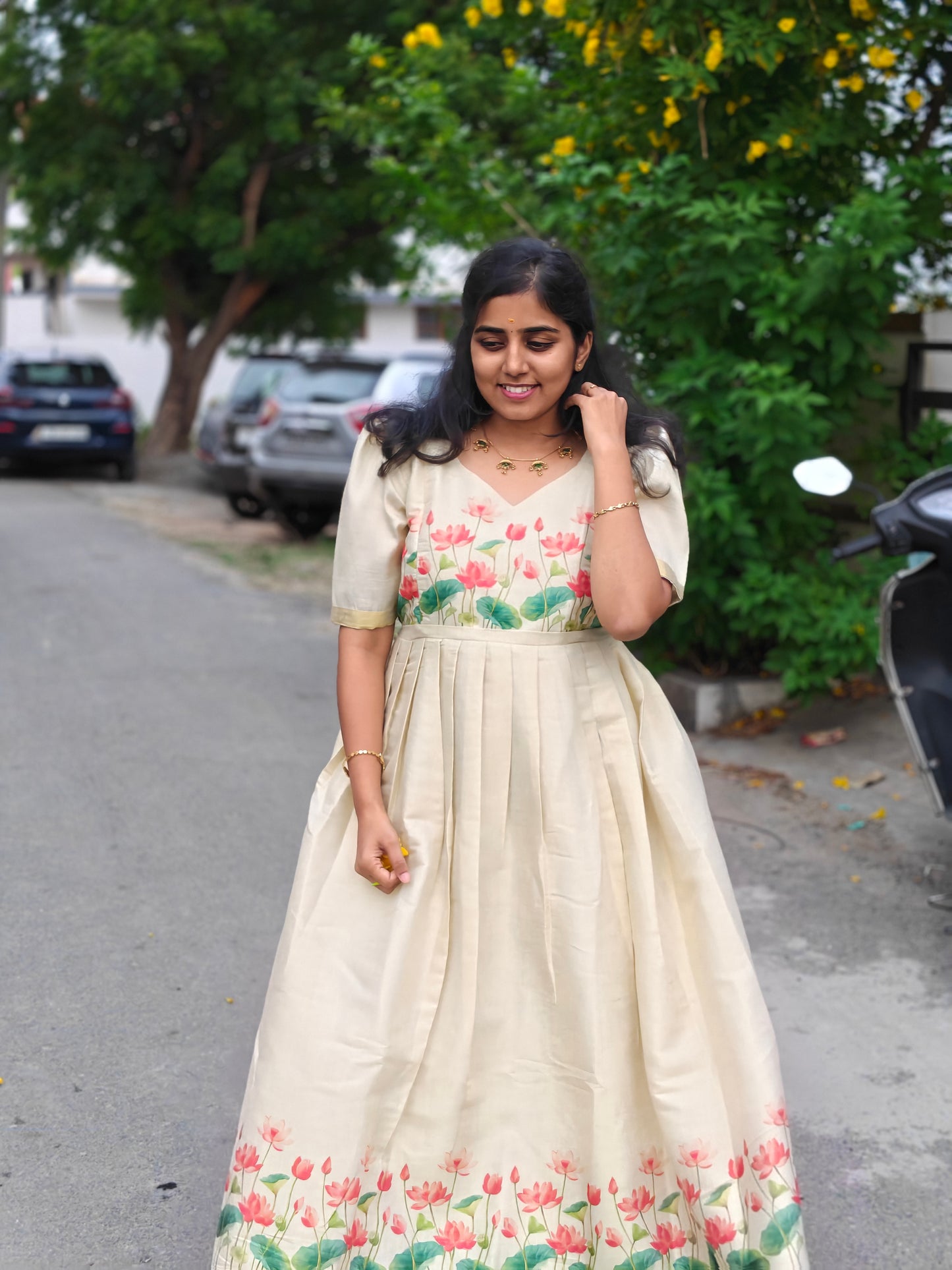 Peach Lotus Festive Feeding Maxi