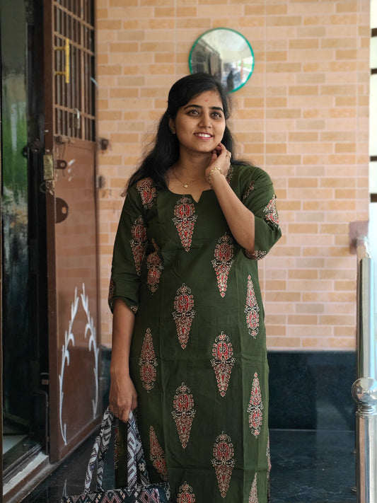 Olive green Jaipur cotton Kurti Set with Lining
