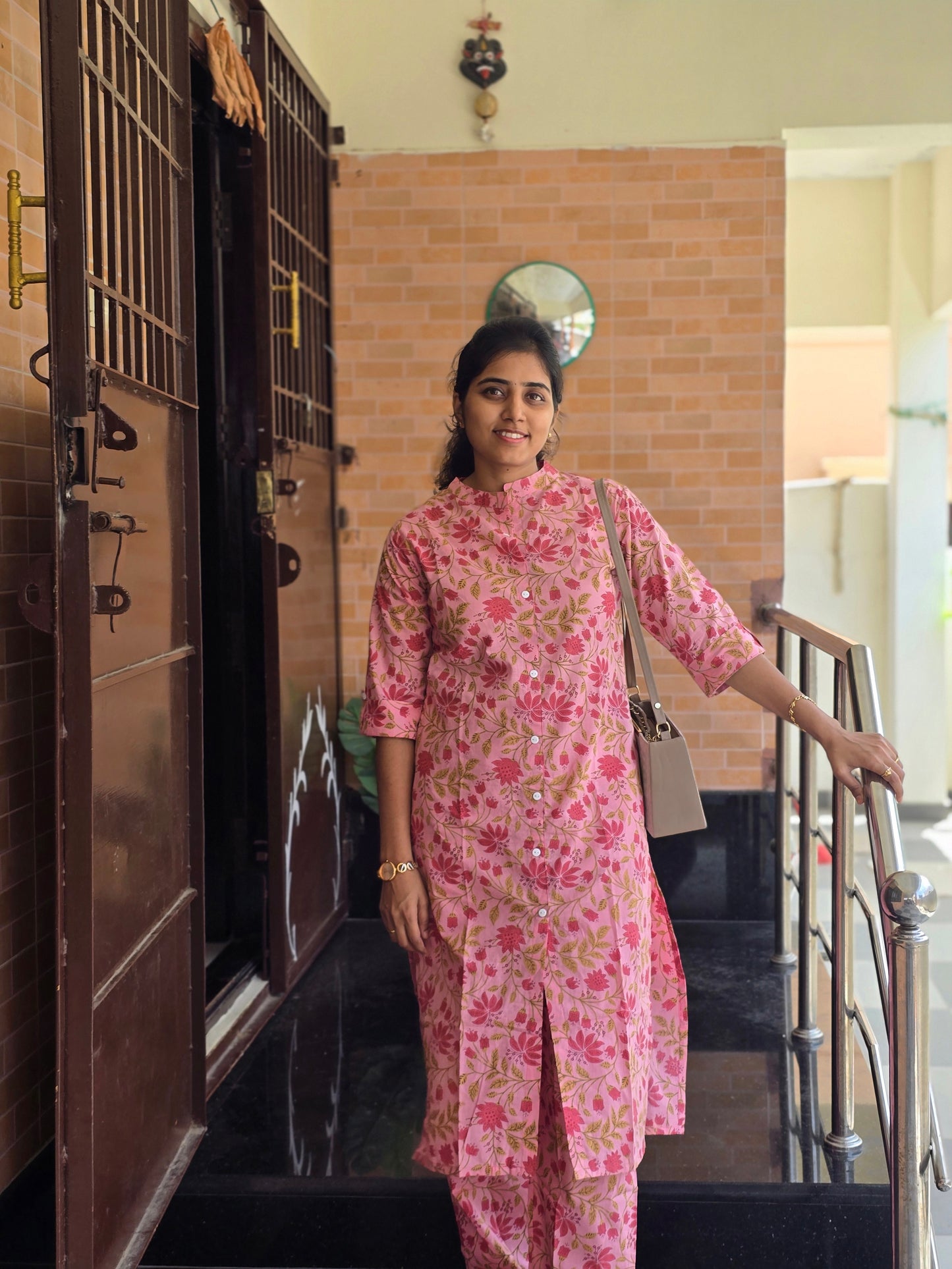 Pink flowers kurti set
