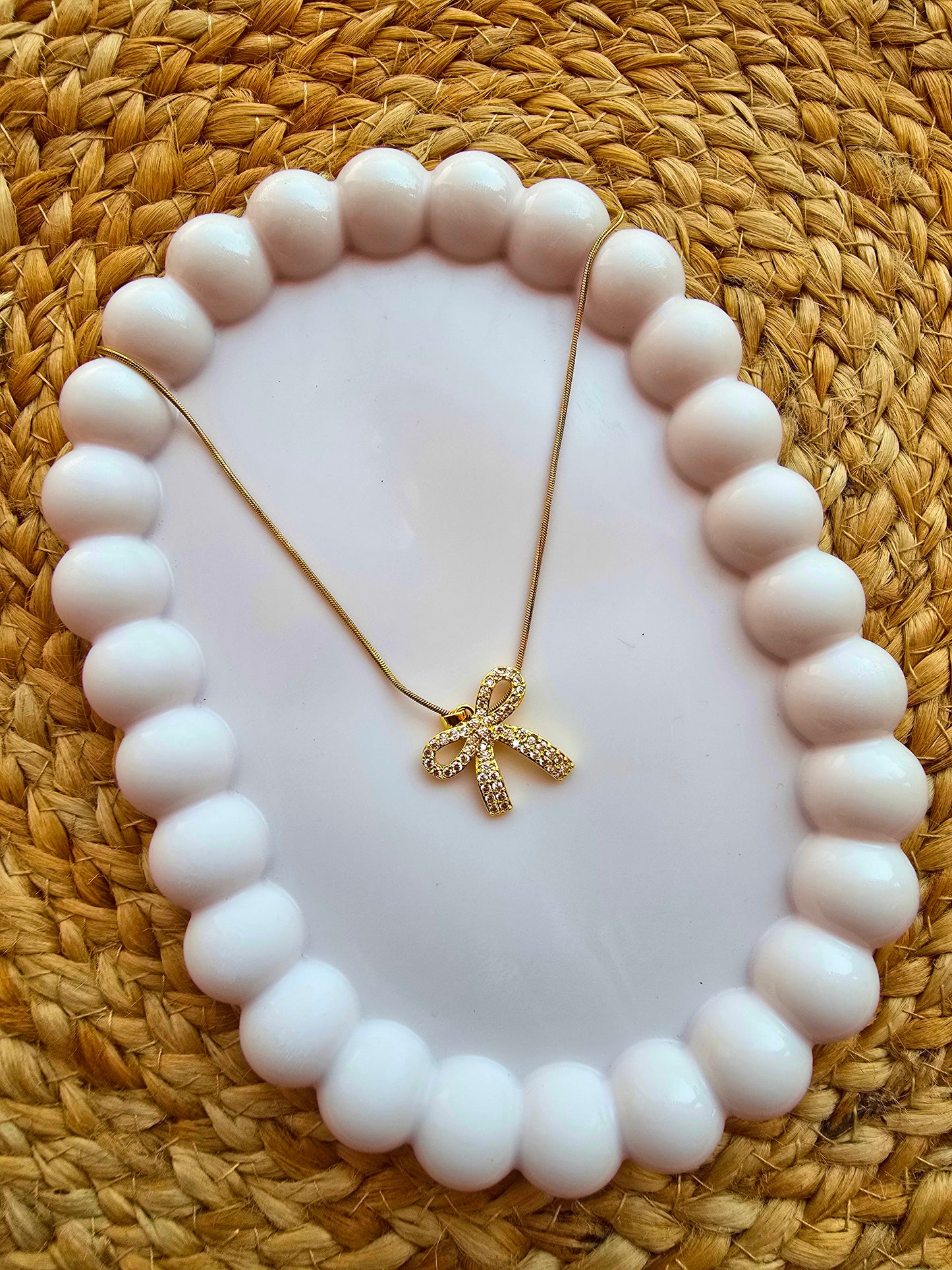Bow full of Stones Pendant with Chain