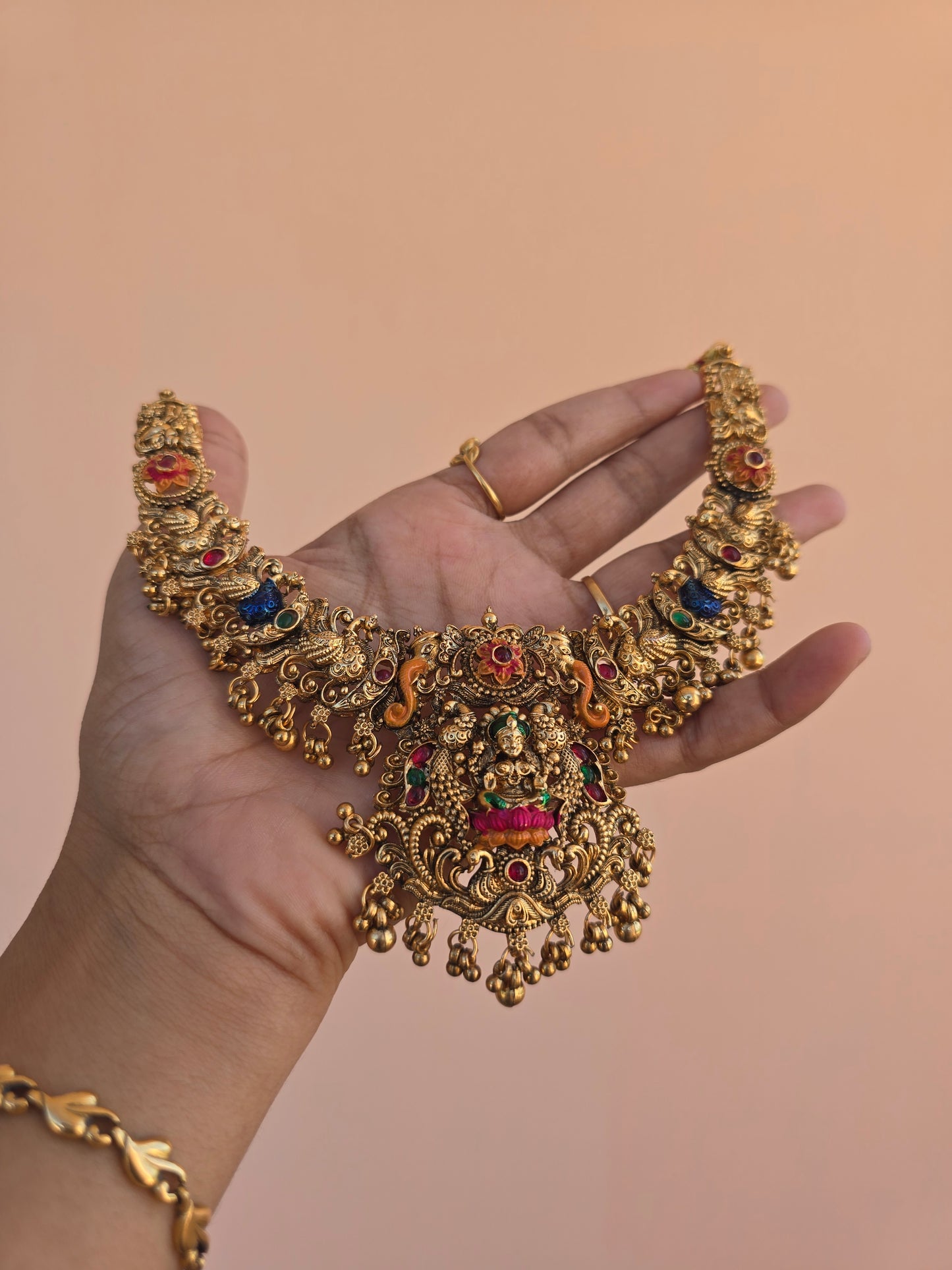 Arali Necklace