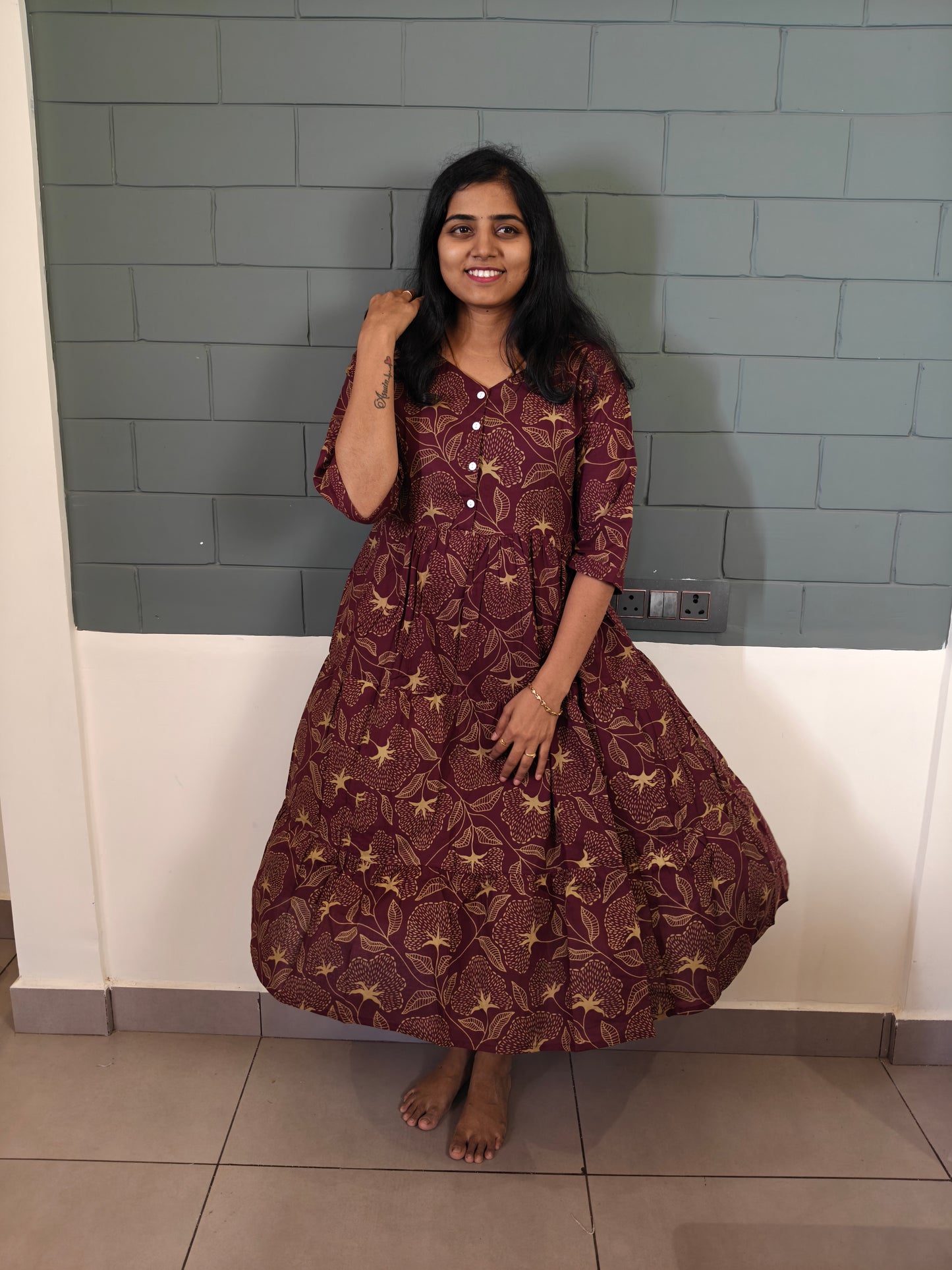 Wine & gold toned leaf floral print frock maxi