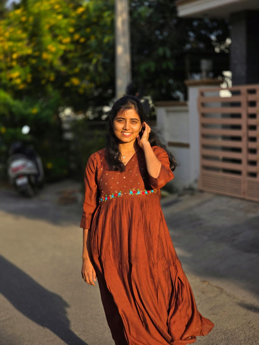 Brown cut beads & thread embroidery kurti set
