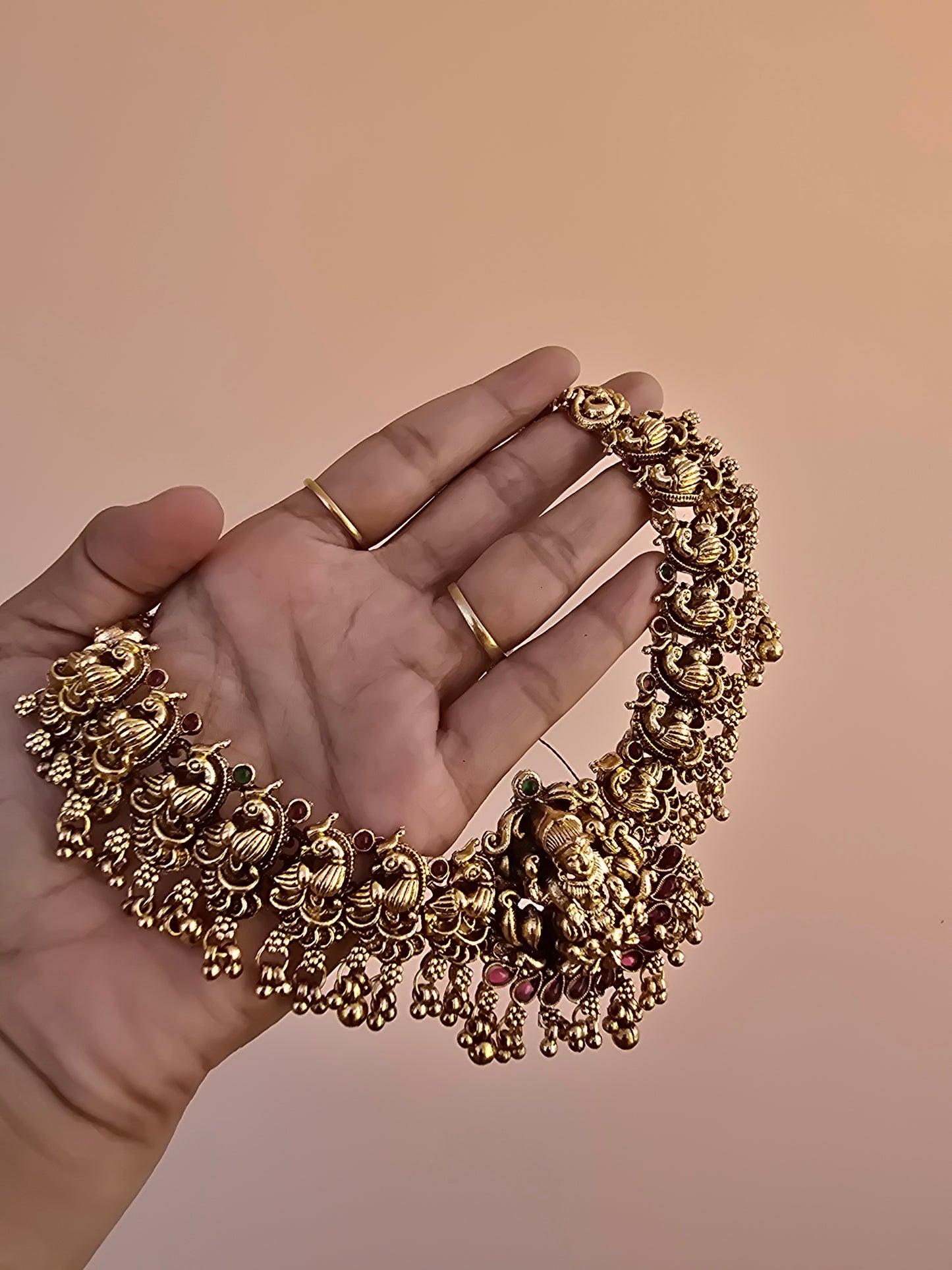 Magizham Necklace