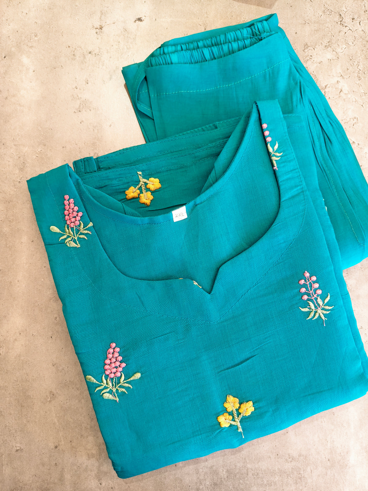 Ramar green  Mul Chanderi U neck kurti set