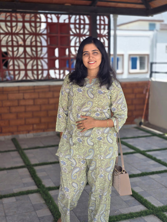 Light Pista flowers coord set